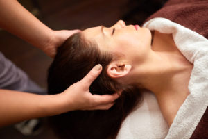 woman having head massage at spa 2022 10 07 03 22 55 utc